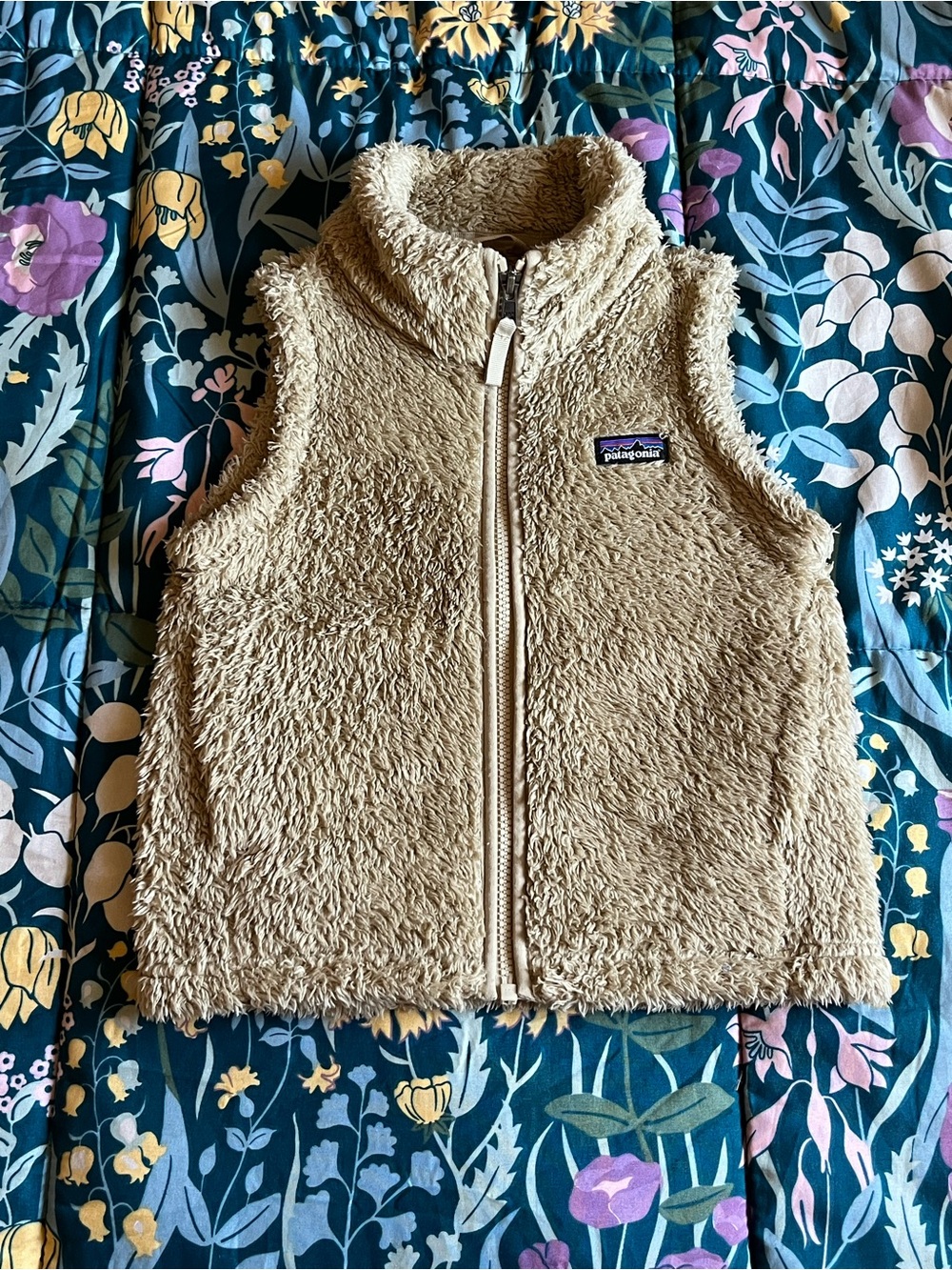 Patagonia Tan Sherpa Kids Vest Kids Size XS 5/6